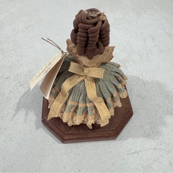 Vtg Gifina Faceless handmade Doll made in Dominican Republic with Porcelanicron - Picture 6 of 8